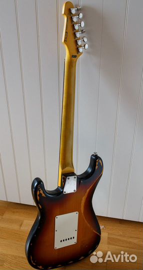 Гитата ESP LTD ST-203 3-tone burst Distressed