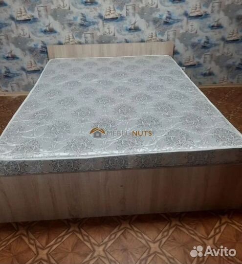 Кровать двуспальная 140 200