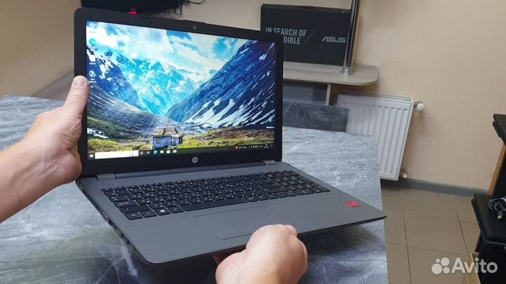 Игровой ноутбук HP Full HD экран (Intel core i5)