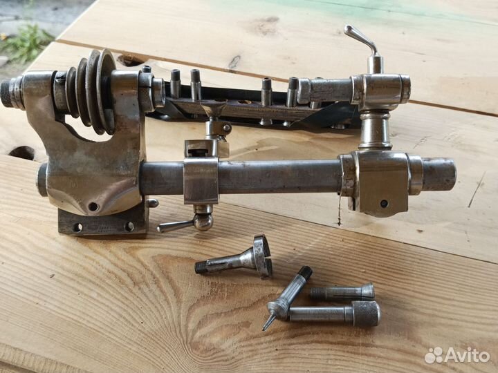 Миниатюрный токарный станок