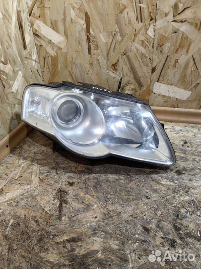 Фара Правая Пассат Б6 бу Оригинал