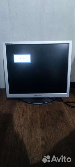 Монитор Samsung SyncMaster 920n