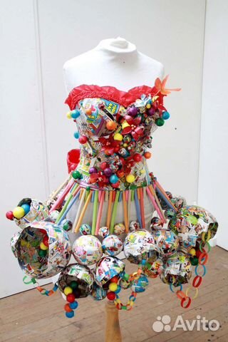 Поделка. Платье из мусора