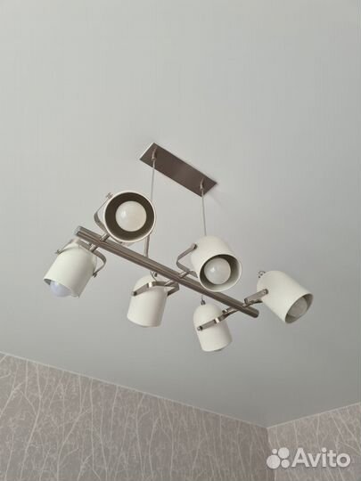 Люстра потолочная