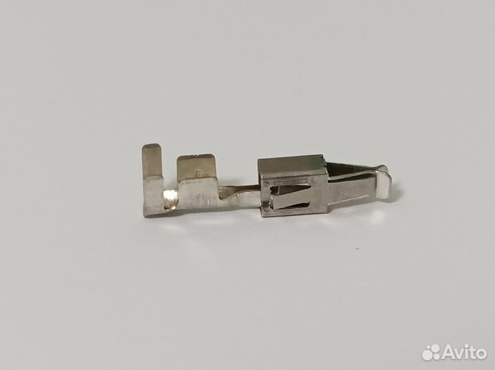 Пины VW/ Audi/Skoda N90684505 / 000979225E