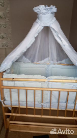 Кроватка детская