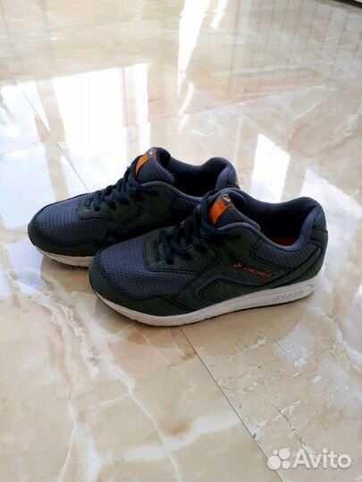 Кроссовки demix