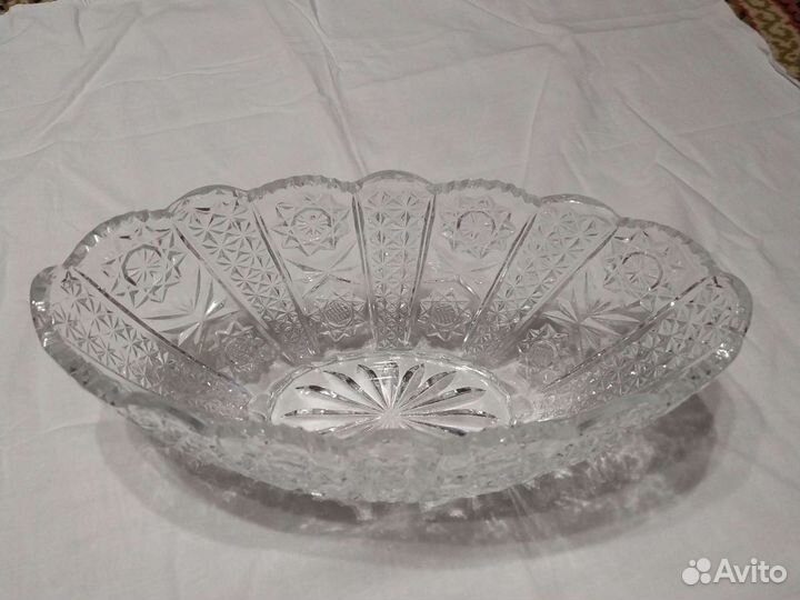 Ваза хрустальная под фрукты