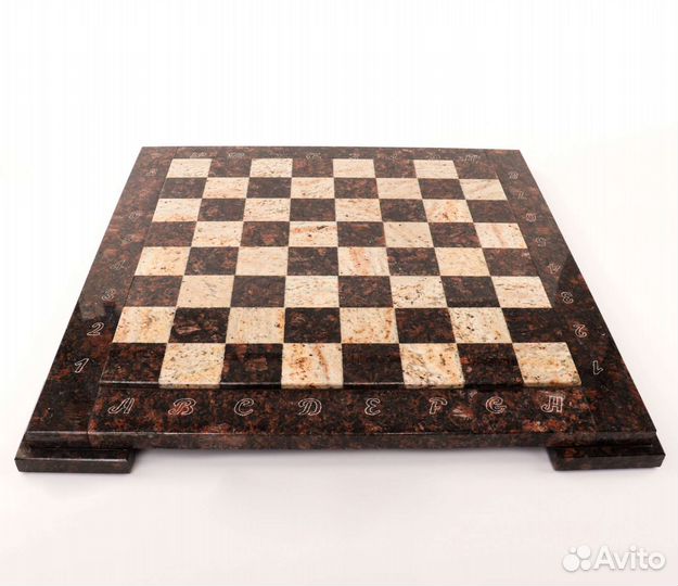 Шахматы из гранита и дерева