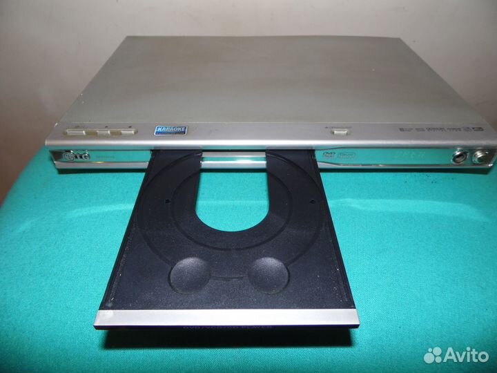 CD/DVD/караоке проигрыватель LG DKE-574XB
