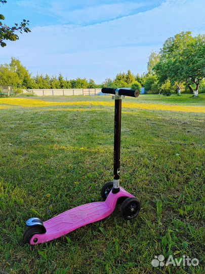 Самокат maxi micro