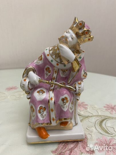 Фарфоровая шкатулка Царь Додон Дулево 60-е