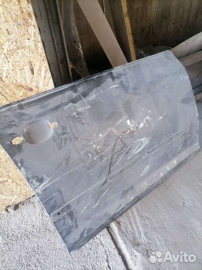 Дверьпередняя правая