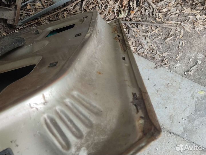 Дверь задняя левая ваз 2110