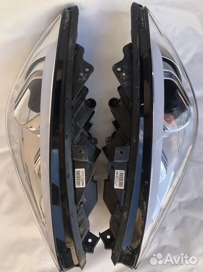 Фары Kia Quris правая левая Full Led