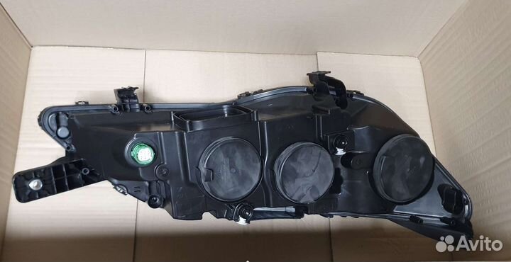 Фара передняя левая Peugeot Boxer 3