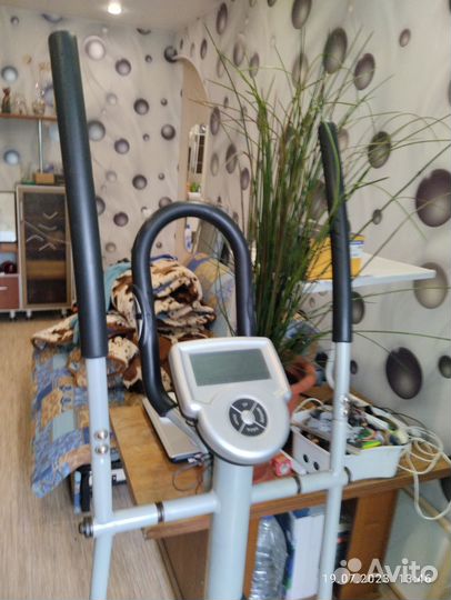 Эллиптический тренажер torneo