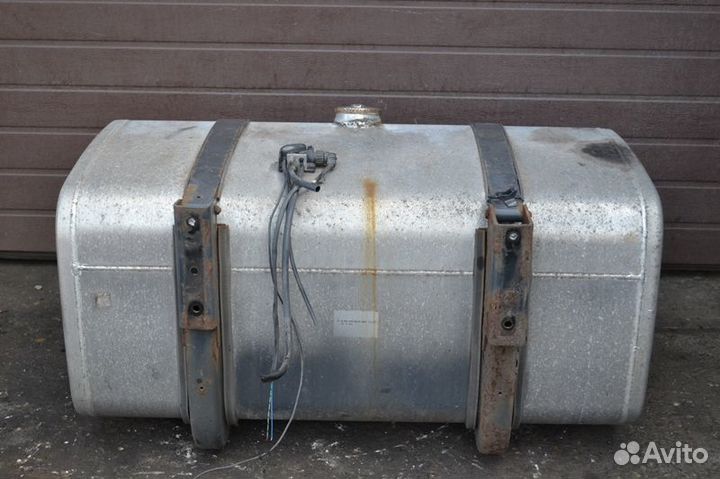 Топливный бак mercedes-benz Actros MP2/MP3 2536 (0