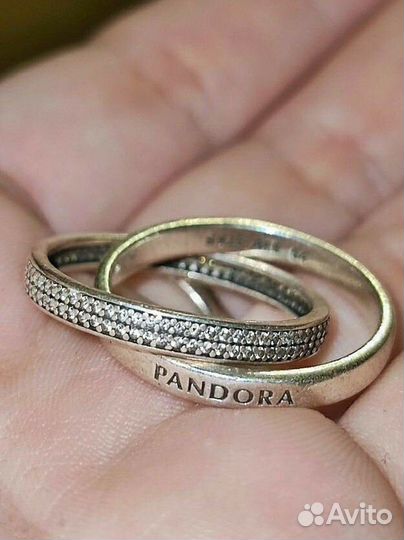 Серебряное кольцо Pandora с цирконием