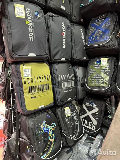 Рюкзаки и ранцы от 1-11 класса