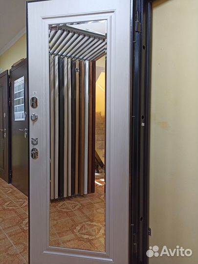 Дверь металлическая