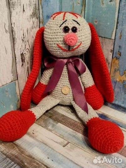 Вязаные игрушки заяц