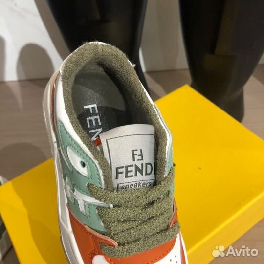 Кроссовки Fendi детские