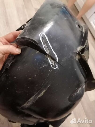 Подкрылок передний правый LADA Largus