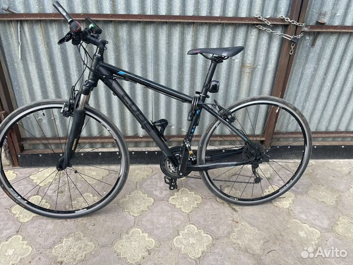 Велосипед cube гибрид