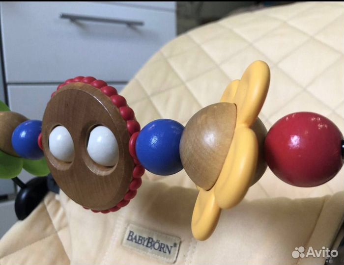 Шезлонг детский BabyBjorn оригинал (+игрушка)