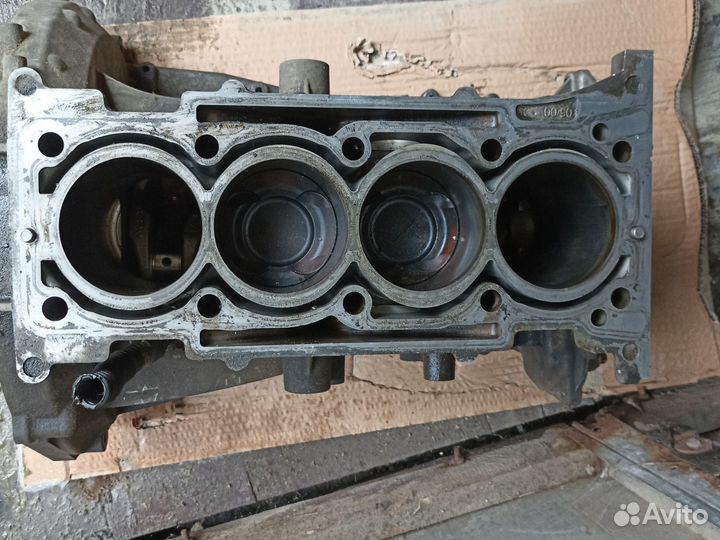 Блок двигателя М270910