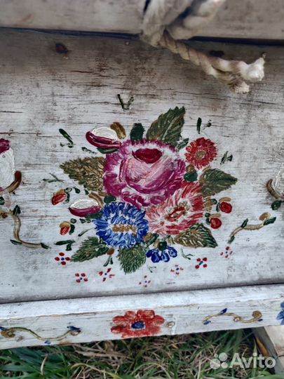 Старинные расписные сани