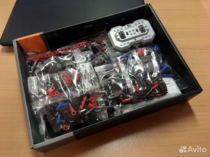 Радиоуправляемый конструктор Робот-самурай 3 в 1