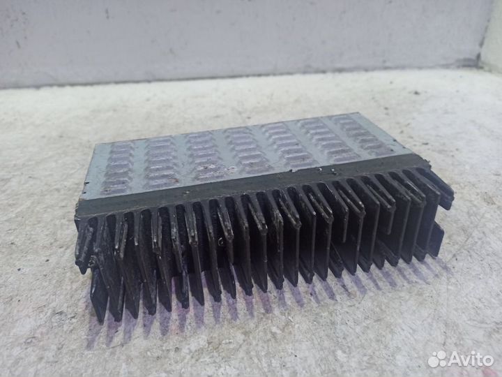 Усилитель магнитолы