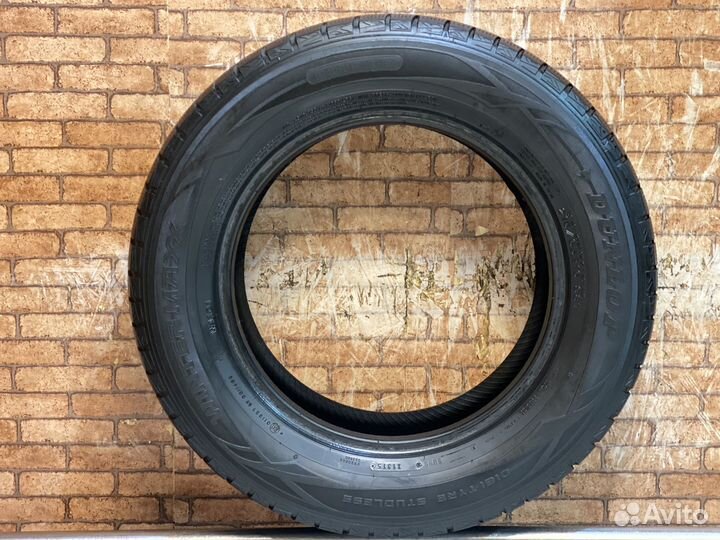 Dunlop Winter Maxx WM01 215/65 R16