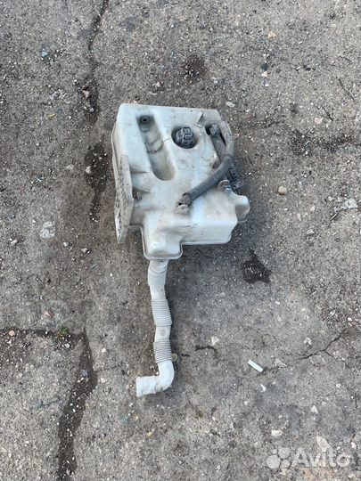 Бачок омывателя Volkswagen / Skoda