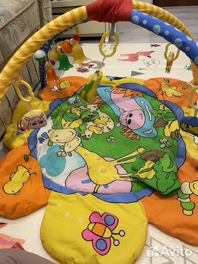 Развивающий коврик