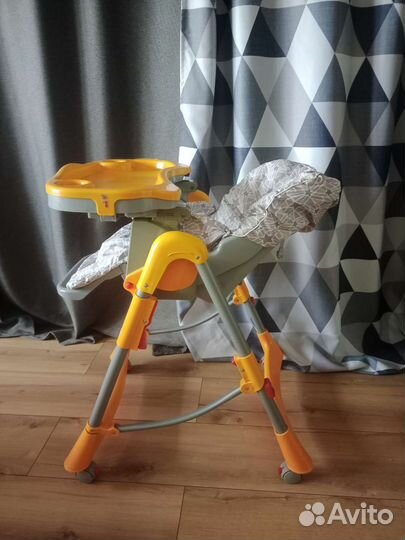 Стульчик для кормления