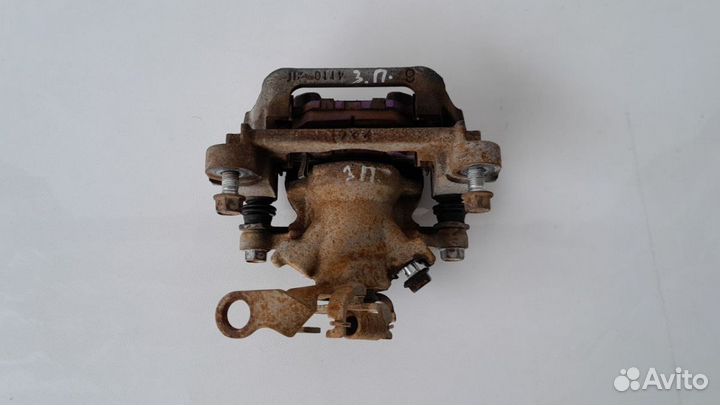 Суппорт задний правый Mitsubishi Outlander 3,2012г