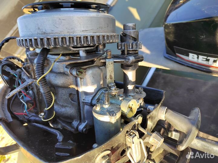 Лодка с мотором