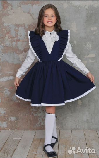 В доставке.Школьный сарафан нарядный