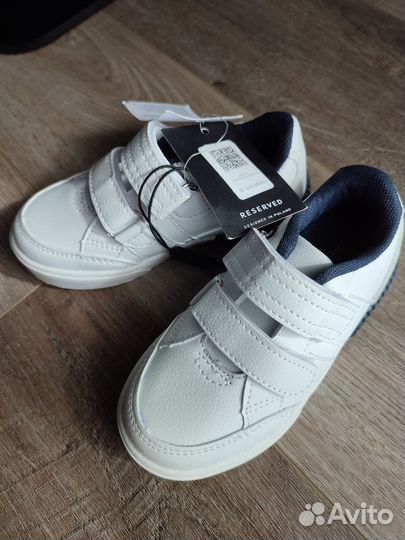 Новые белые кросовки 26 р от Reserved