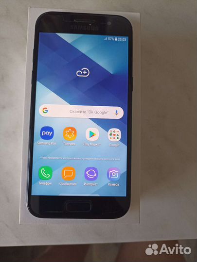 Телефон Samsung galaxy a3 2017
