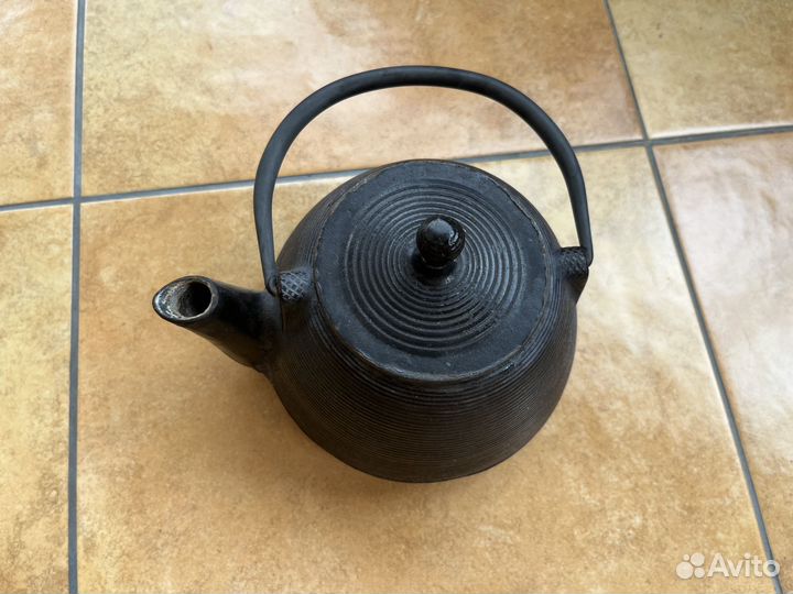 Бронь Заварочный чайник чугунный 650 мл