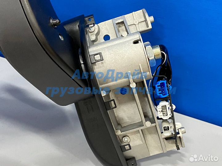 Зеркало Ивеко Стралис Еврокарго левое в сборе