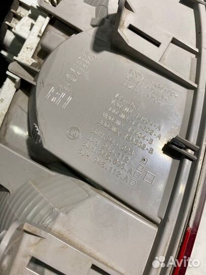 Фонарь задний правый Skoda Rapid cfna 2015