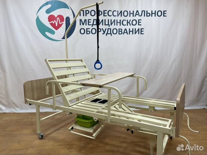 Кровать медицинская механическая есть туалет