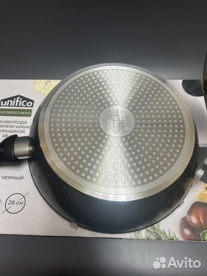 Сковорода 28 см