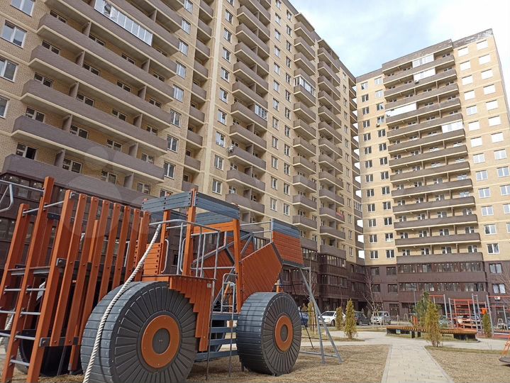 2-к. квартира, 64,8 м², 8/16 эт.