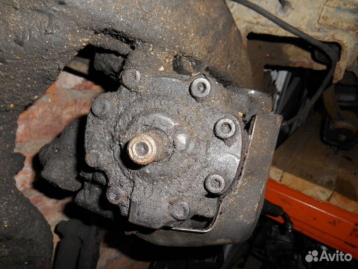 Редуктор рулевой Mercedes Benz W140